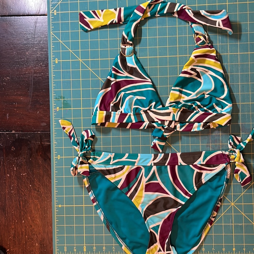 Mossimo swimwear 3 piece suit - Picture 2 of 4